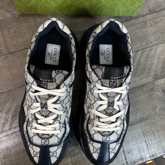 GUCCI Rython GG Beige Monogram Blue Sz 10.5 - Picture 3 of 9